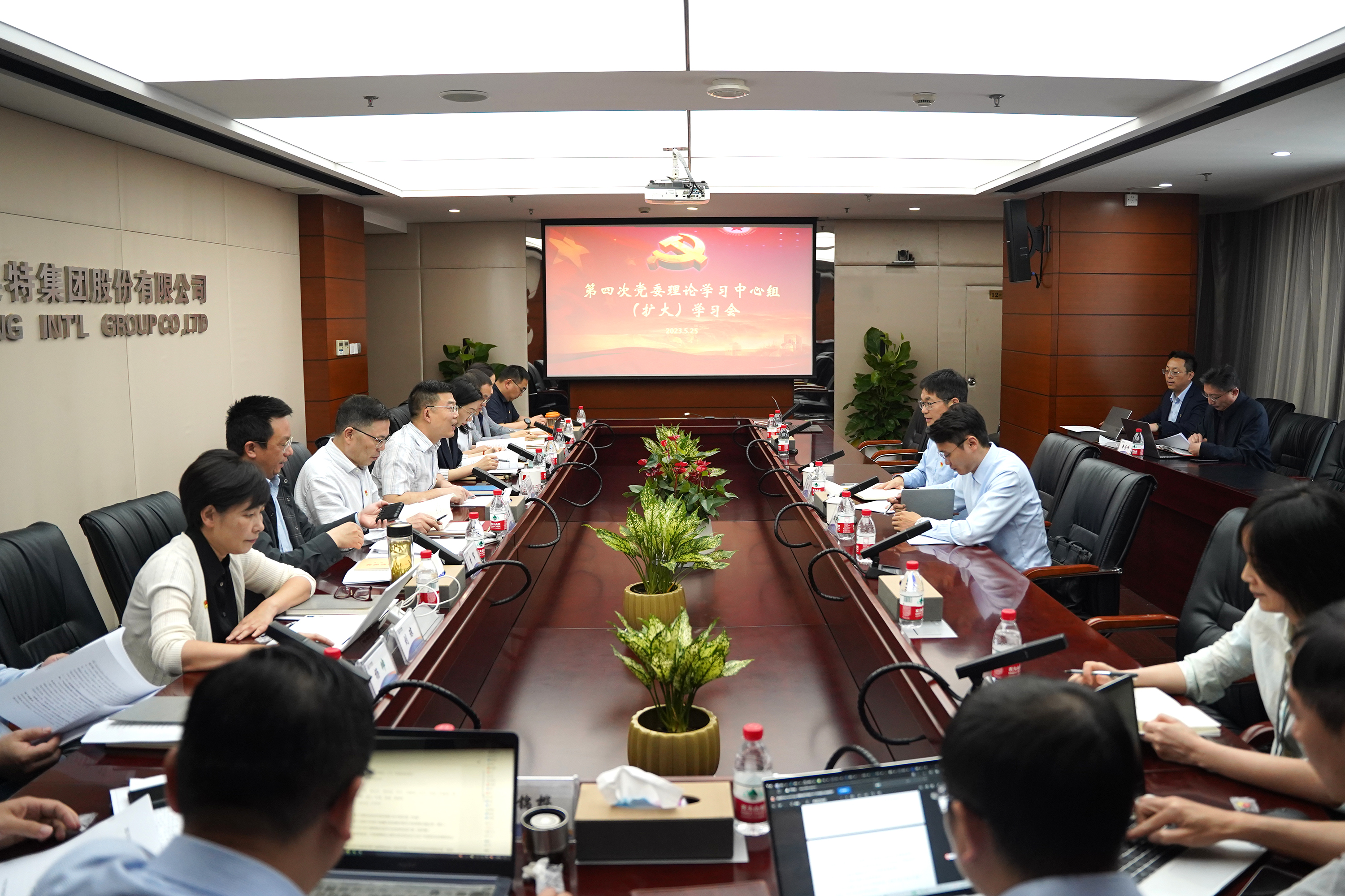 16850940972037823876